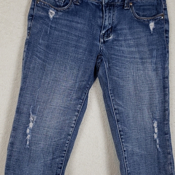 Vigoss distressed cropped Jean's size 1 - Picture 3 of 8